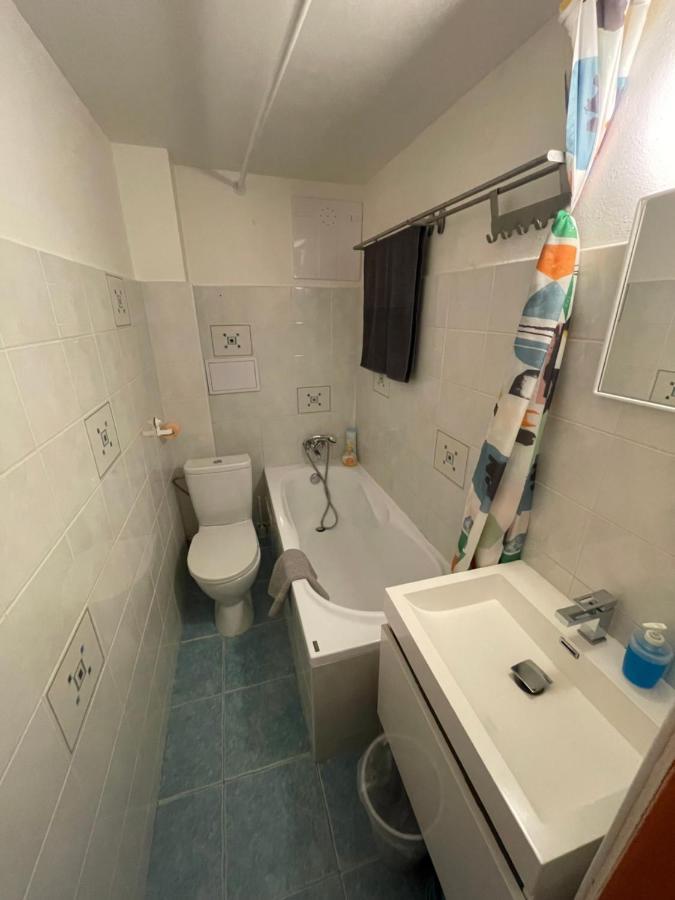 Apartment Jackie Прага Екстериор снимка